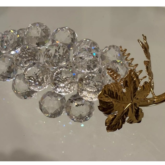 Swarovski Cut Crystal (23) Grapes with Silver Vine and Gold Leaves Retired - Picture 3 of 6